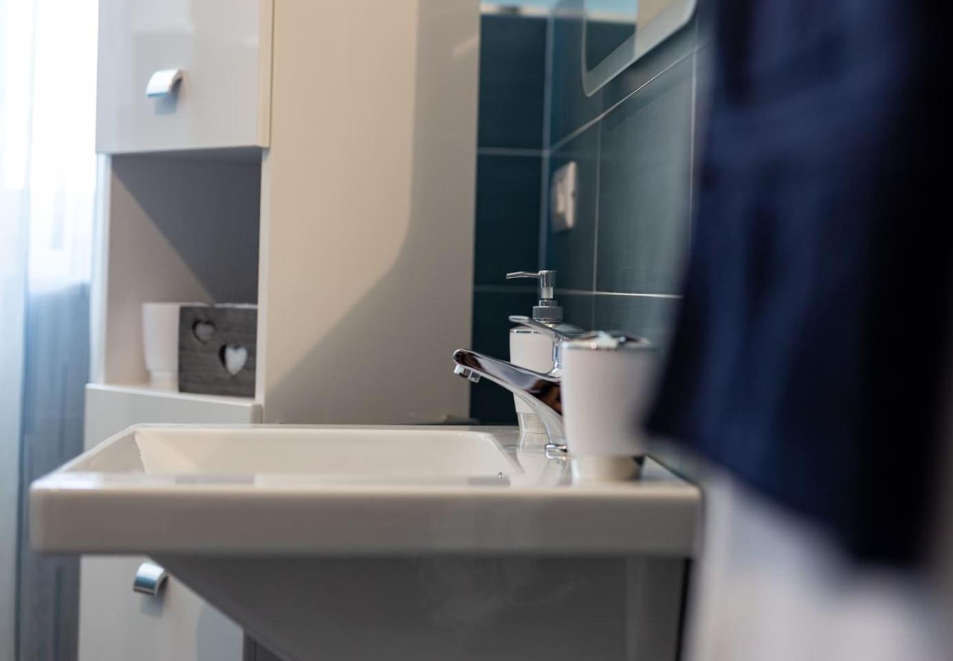 Il Sopracciglio Suites - Pink Apartment Касино Екстериор снимка
